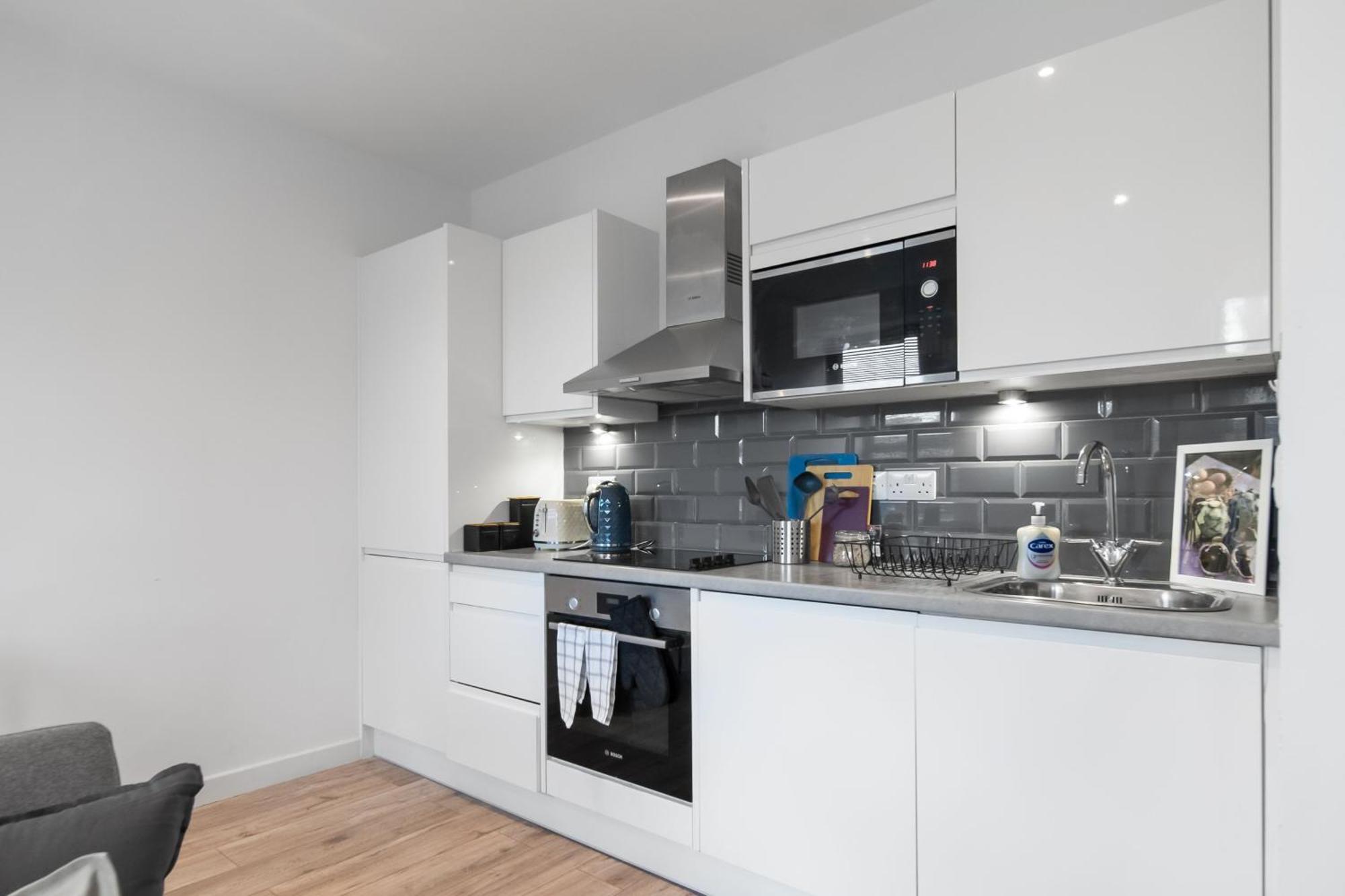 Livestay-Modern Apartments Building In Aylesbury アリスバーリー エクステリア 写真